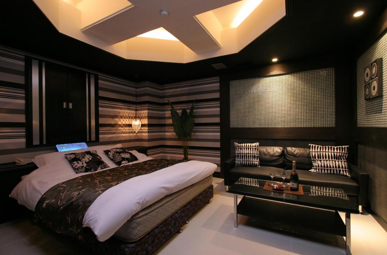 Banjar (adults Only)